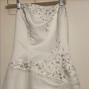 Eden Bridal Wedding Gown! Never worn!